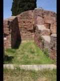 05959 ostia - regio iii - insula vii - domus fulminata (iii,vii,3-4) - raeume (a1) - blick ri norden - 06-2024.jpg